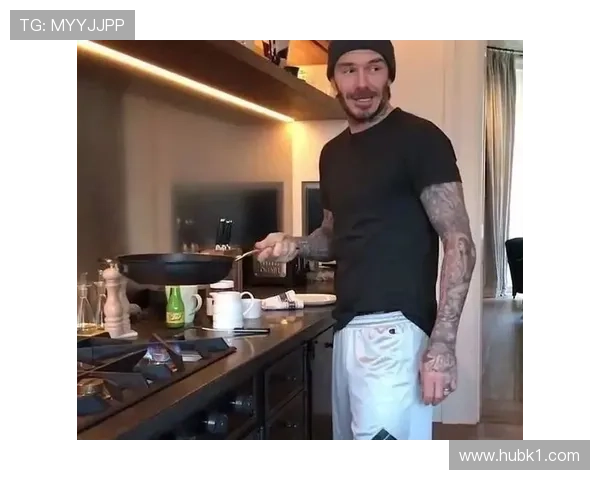 大阪娜奥米凌晨还在督促厨师自制三明治，这日常让人咋舌啊！