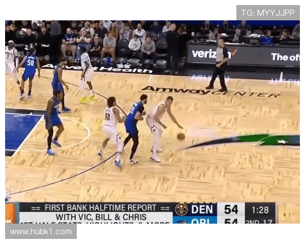 莫布里挡拆制造错位，内线效率胜过约基奇